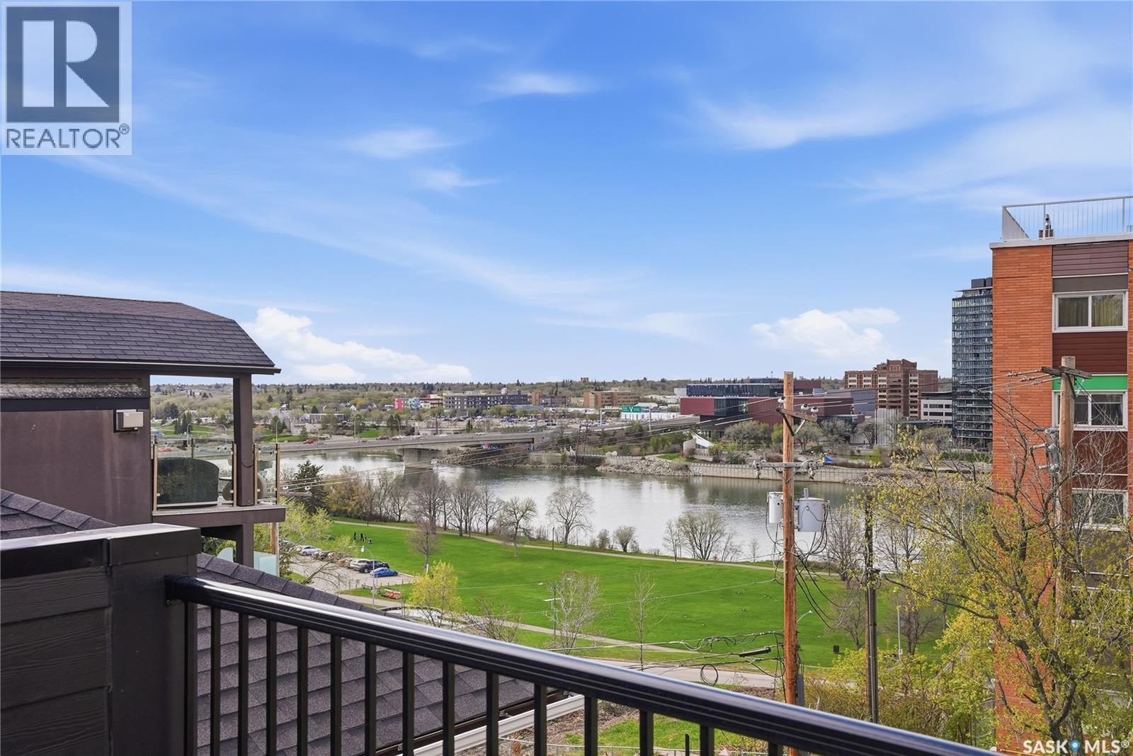 Additional image 3 of 317 11th Street, Saskatoon, SK, S7N0E5