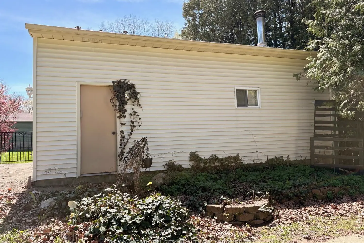 Additional image 3 of 26 Chestnut Street