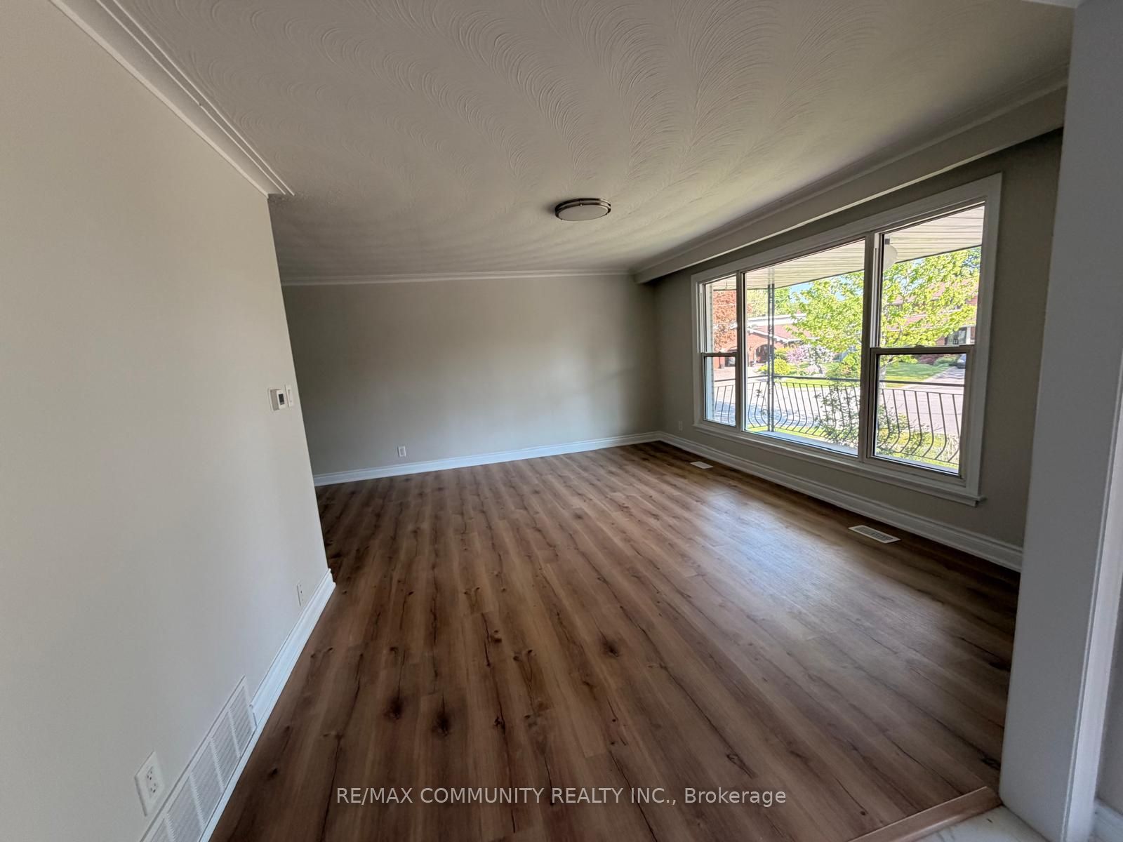 Additional image 3 of 6 Brantley Crescent, Toronto, ON, M3J 1X5