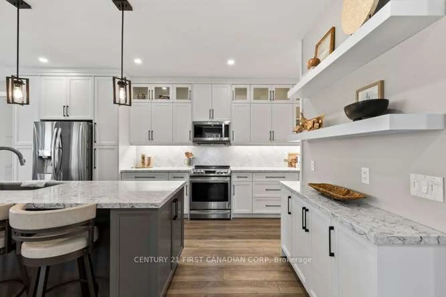 Additional image 14 of 10331 Sherwood Crescent