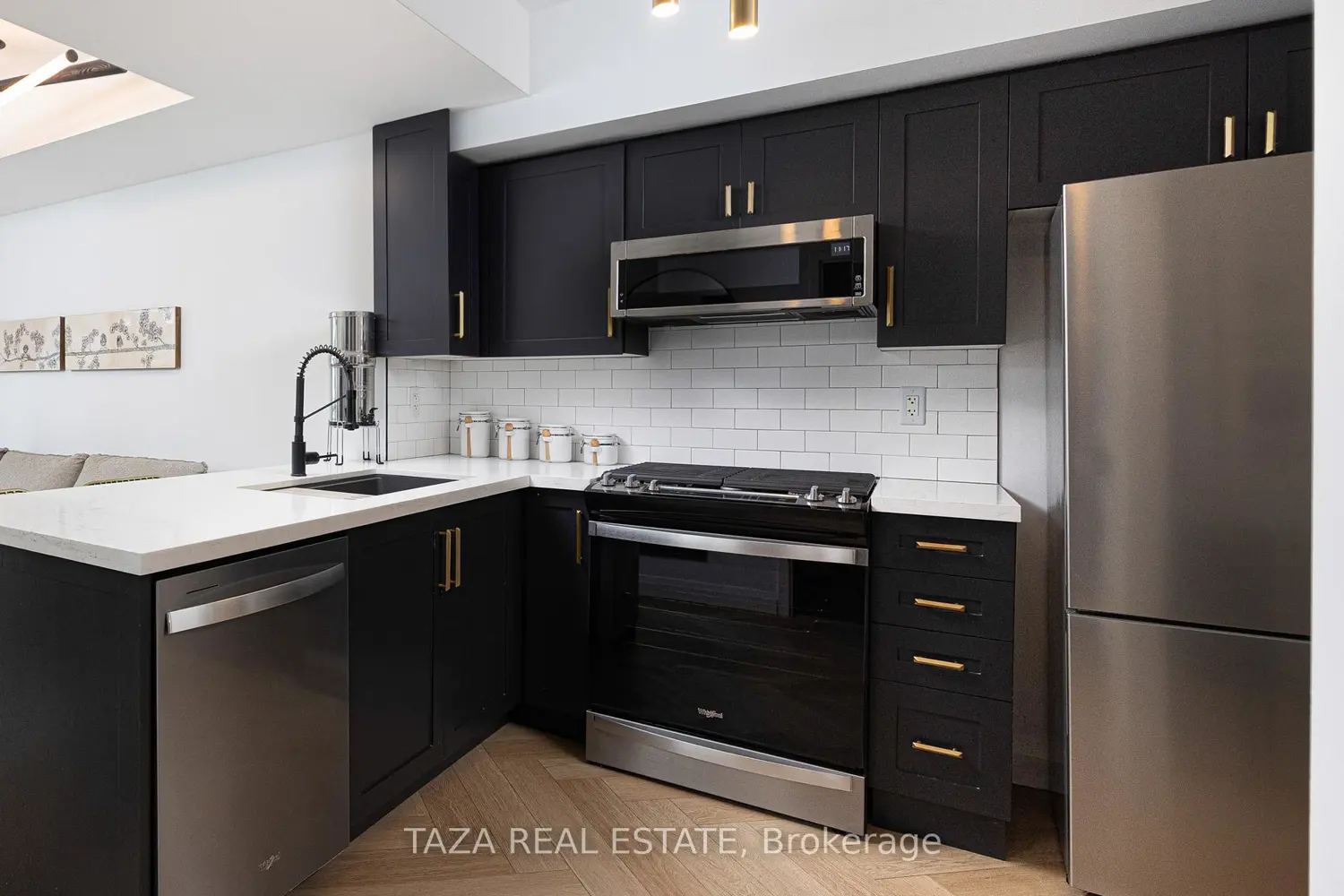 Additional image 4 of 10 Navy Wharf Court 1705