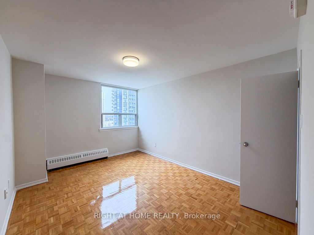 Additional image 4 of 510-1440 Lawrence Avenue W, Toronto, ON, M6L 1B2