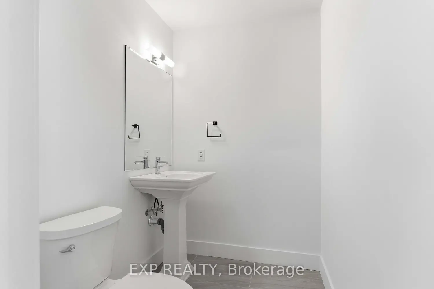 Additional image 10 of 2782 Barton Street 1017