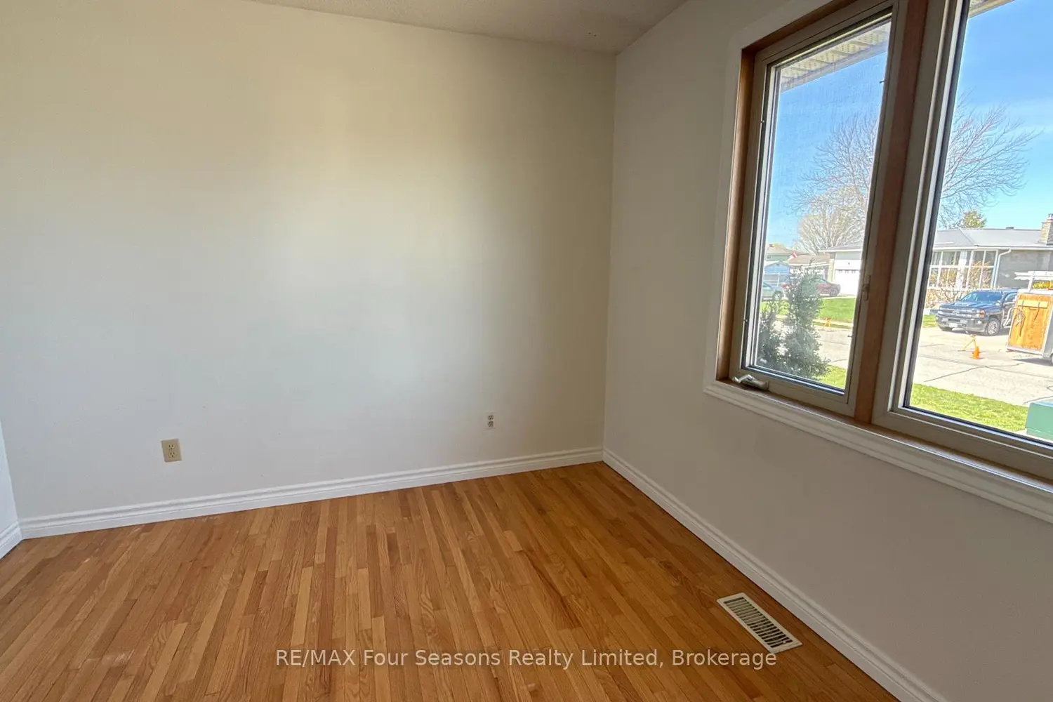 Additional image 12 of 599 Thede Drive
