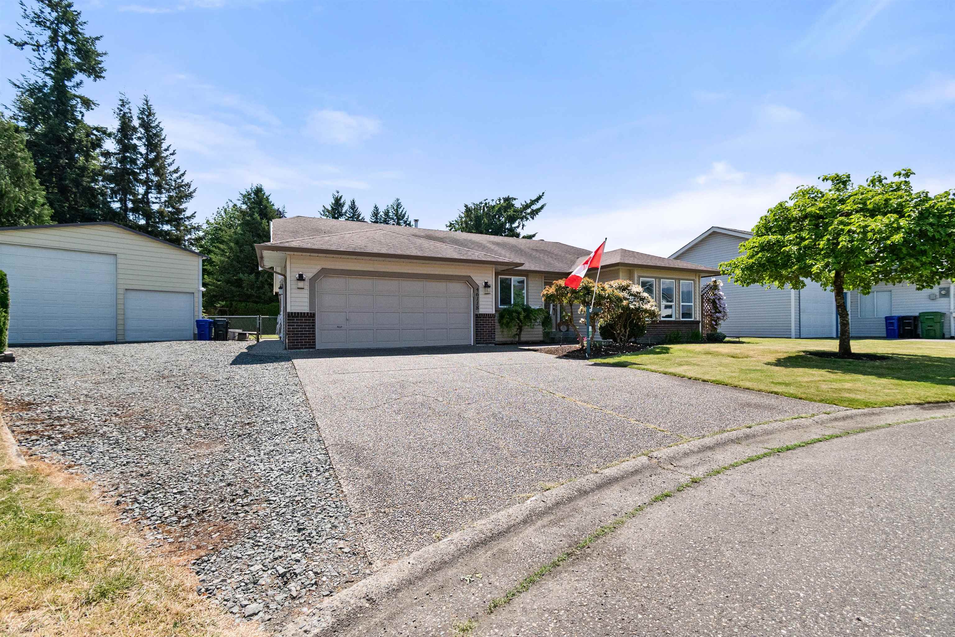46118 Downes Avenue, Chilliwack, BC, V2R 2Y9