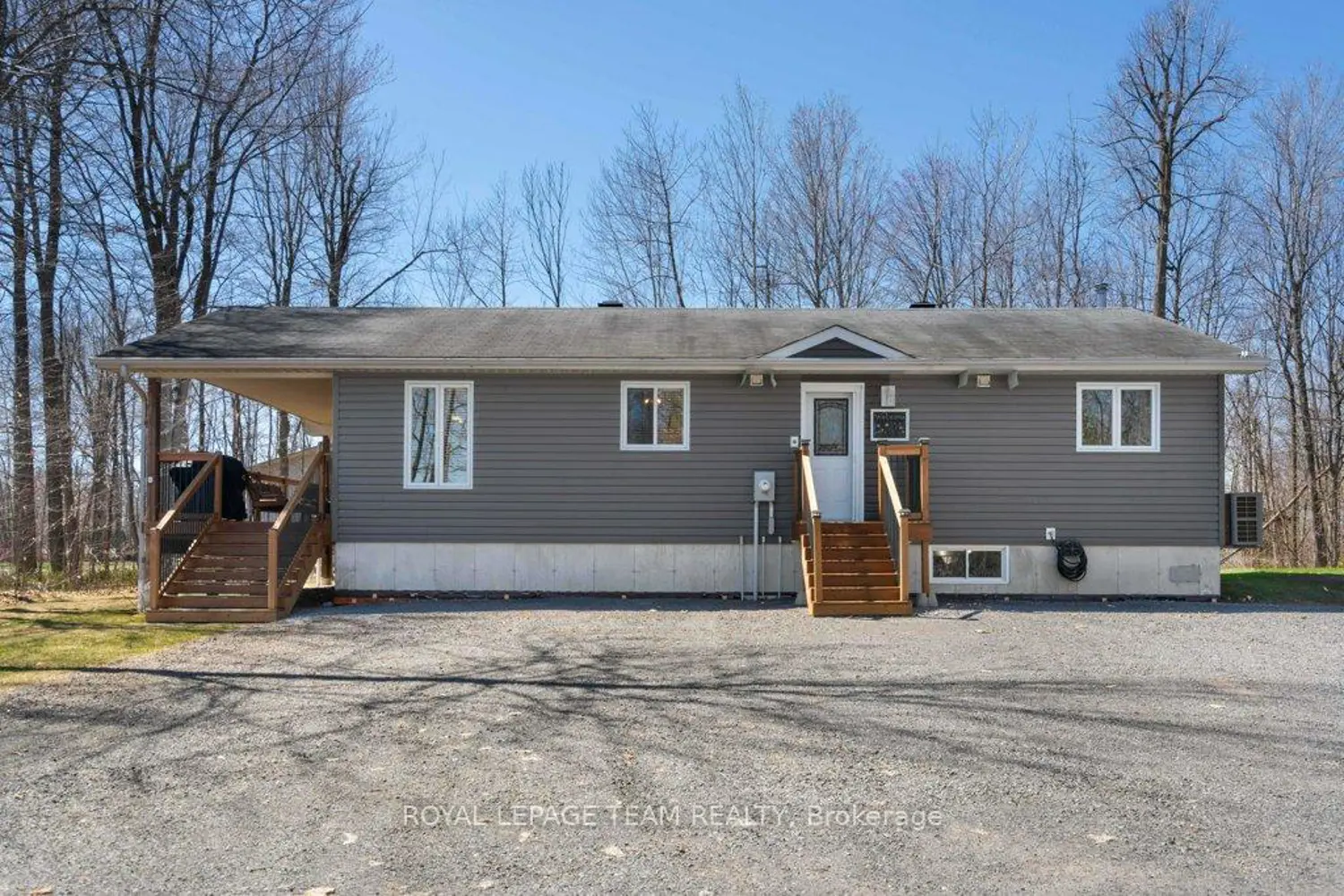 15065 Concession 3-4 Road