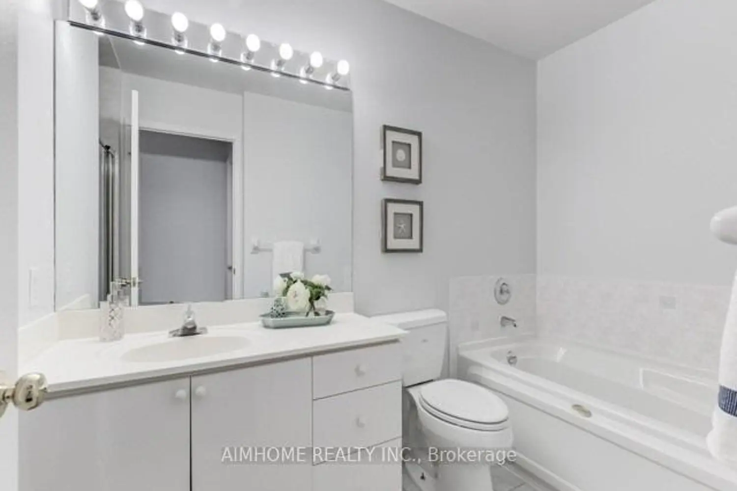 Additional image 15 of 28 Sommerset Way 1530