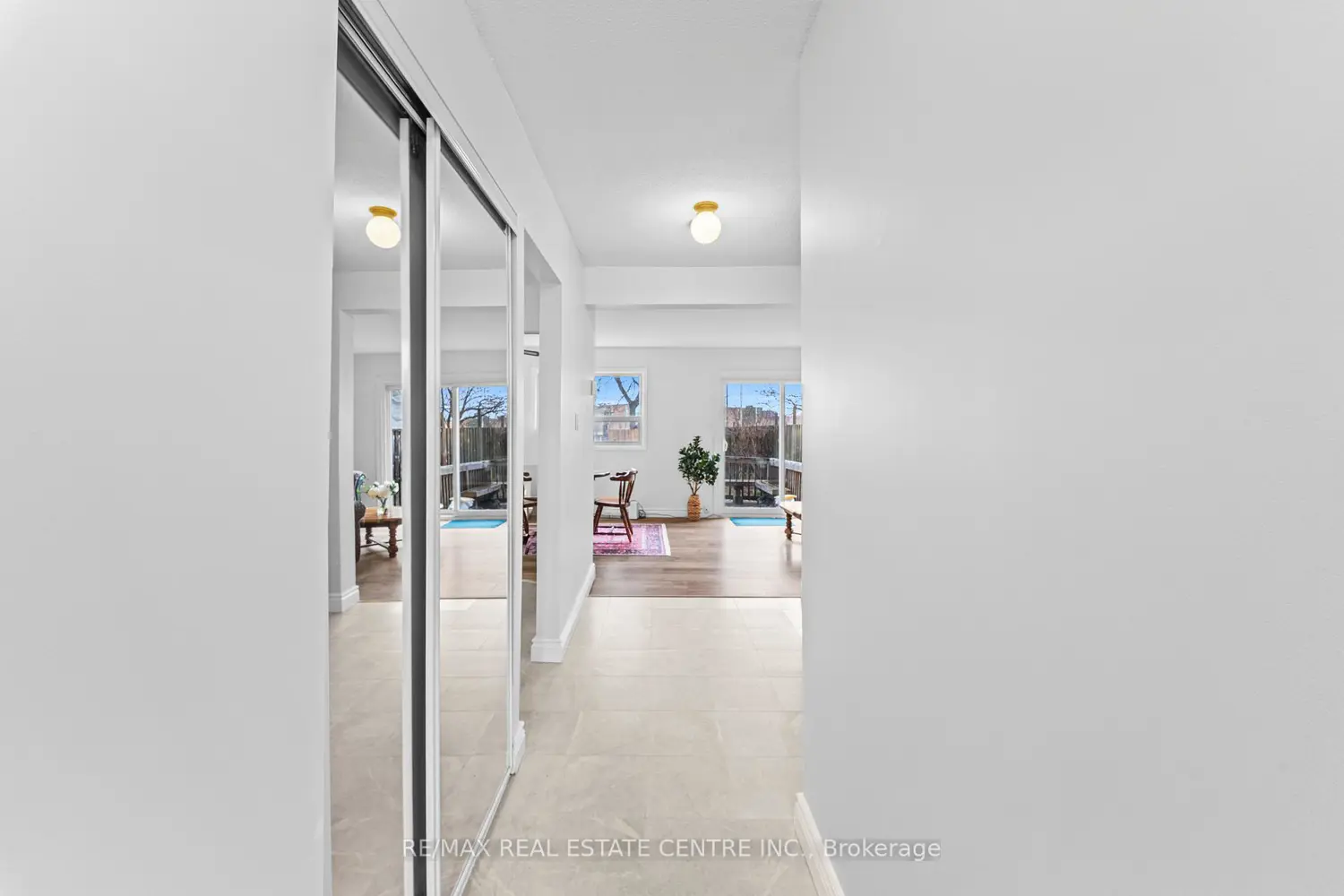 13 Gold Pine Court