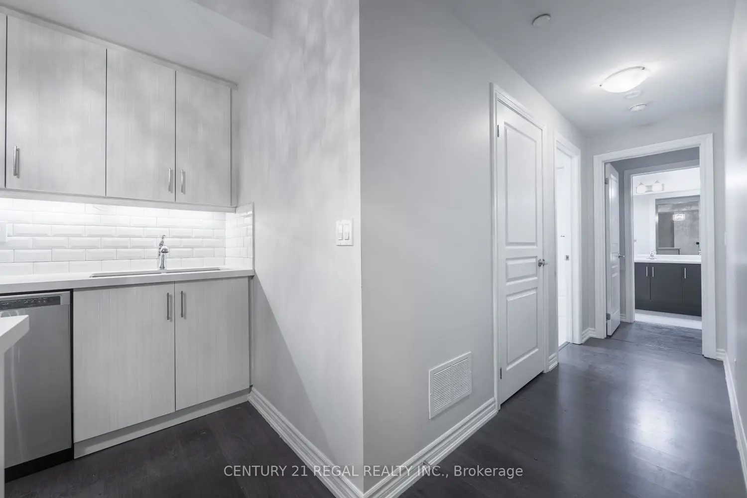 Additional image 11 of 150 Long Branch Avenue 21