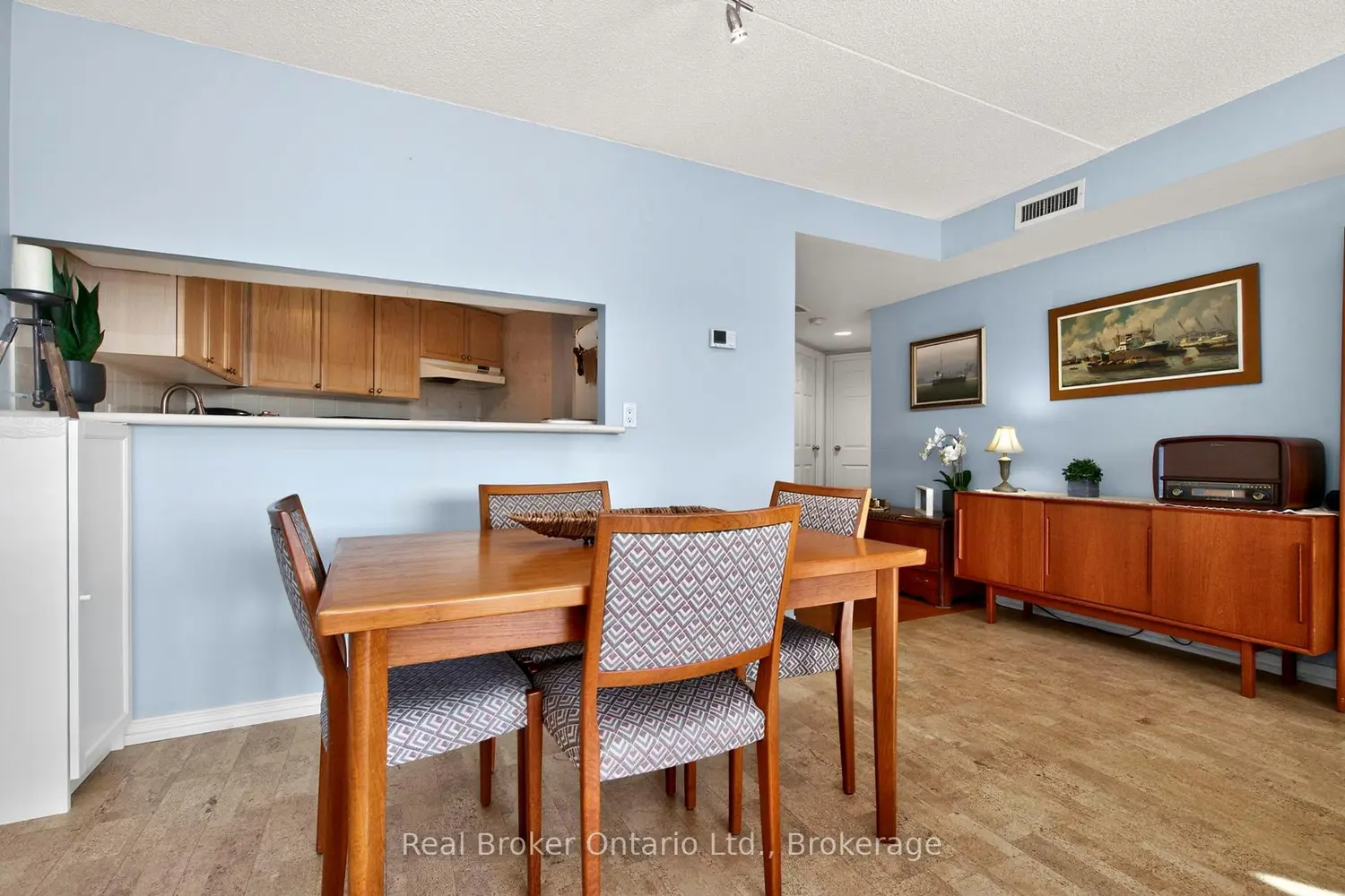 Additional image 8 of 11 Beck Boulevard 402