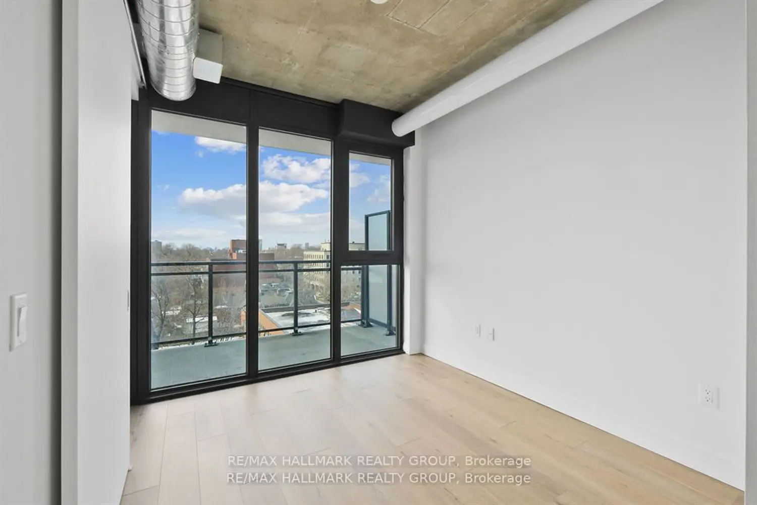 Additional image 15 of 10 James Street 617