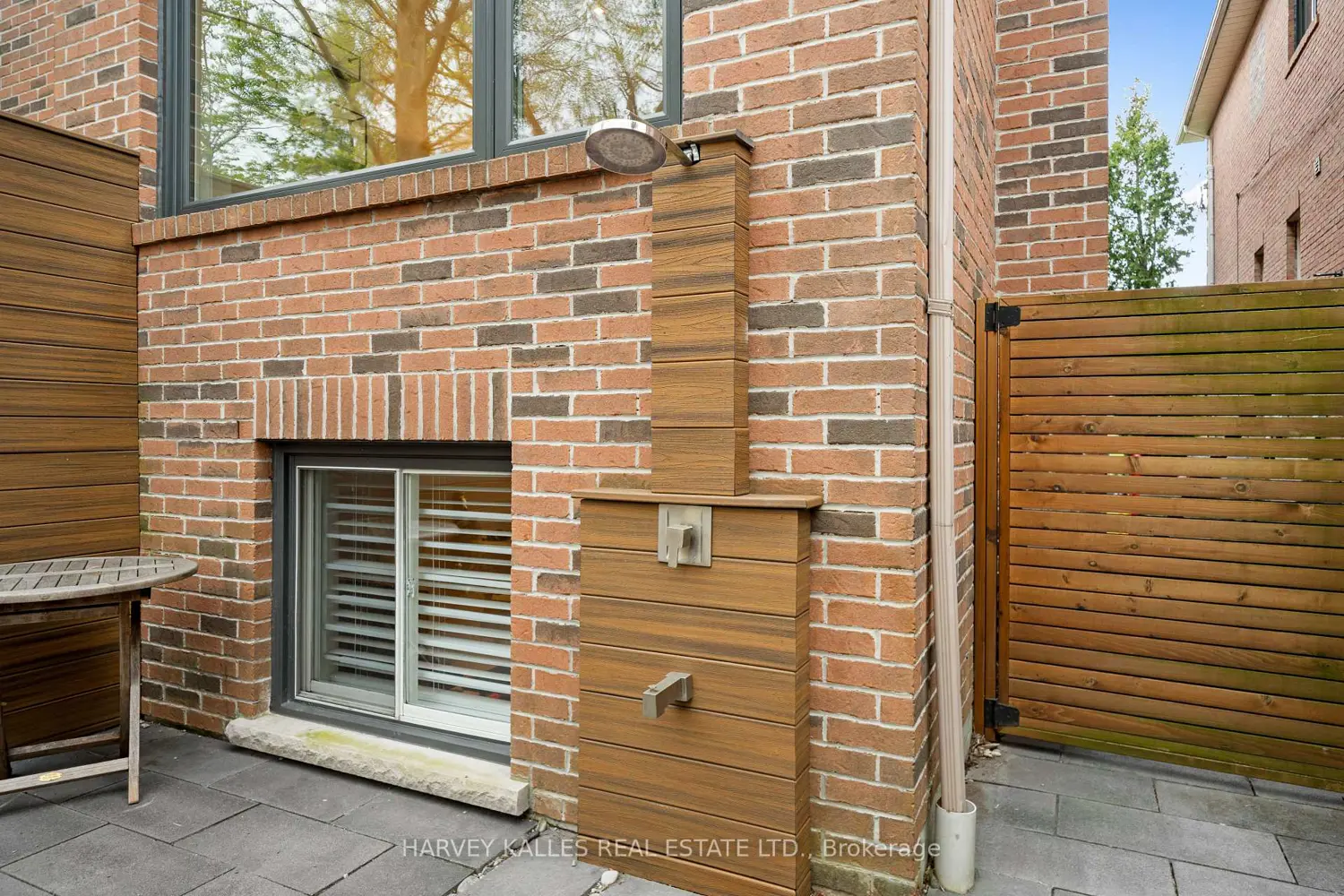 Additional image 19 of 434 Bedford Park Avenue