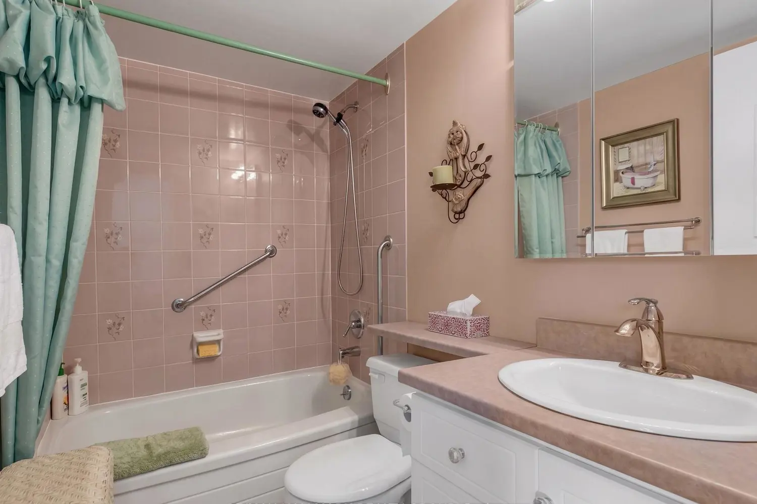 Additional image 6 of 200 Lafontaine Avenue 401