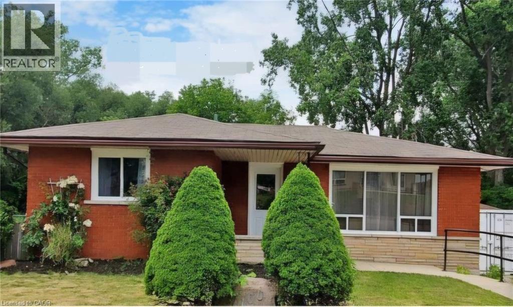 100 Fairway Road North, Kitchener, ON, N2A2N5