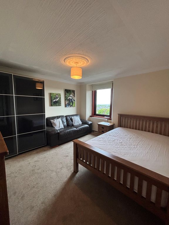 Additional image 7 of 3 bed flat to rentRose Street, Dunfermline KY12