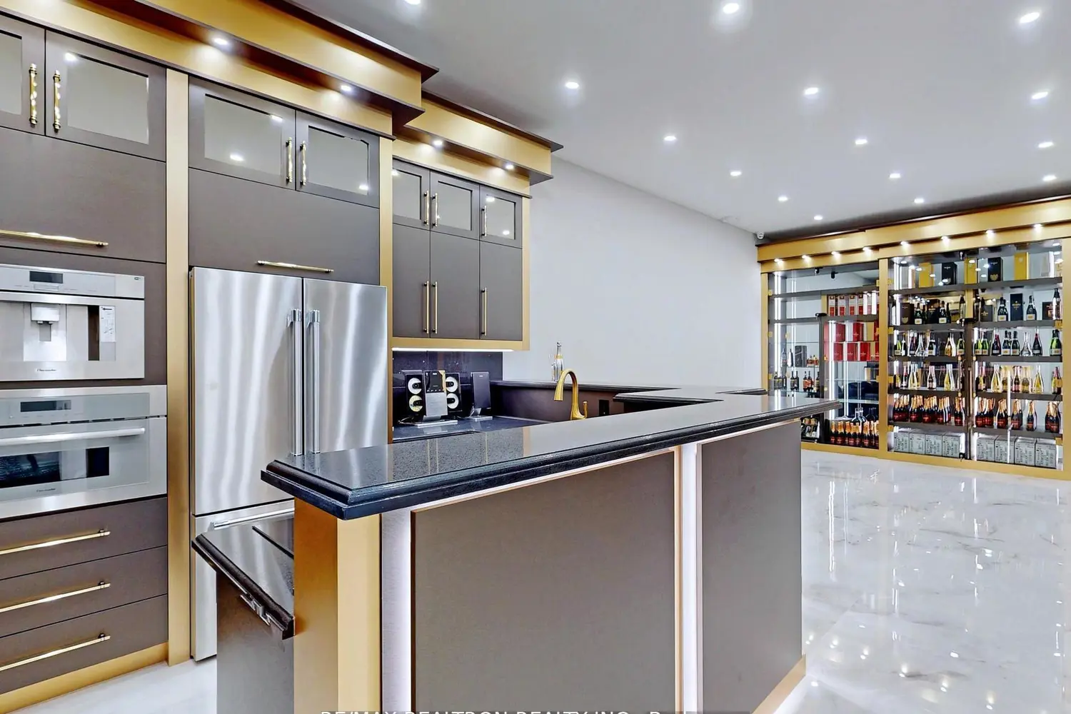 Additional image 17 of 14358 Bathurst Street
