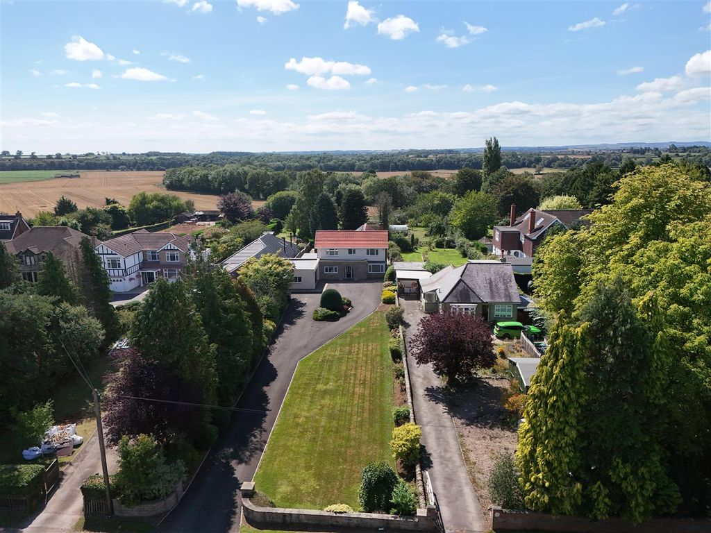 4 bed detached house to rentMerrybent, Darlington DL2