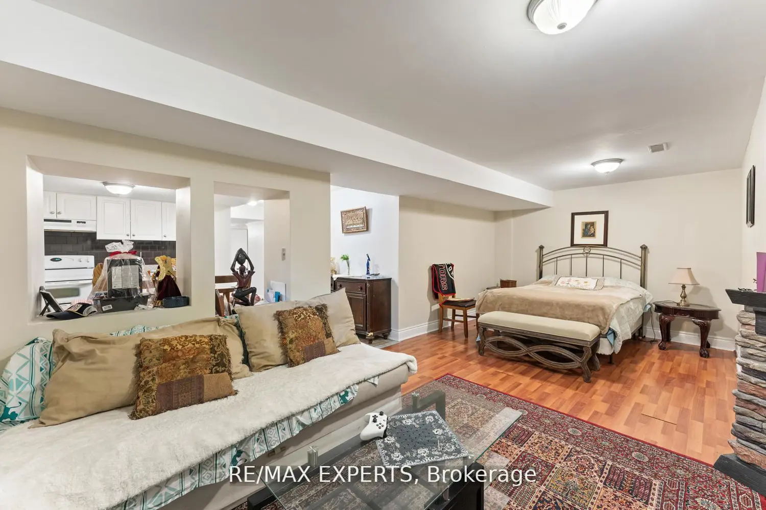 Additional image 15 of 19 Maximillian Street