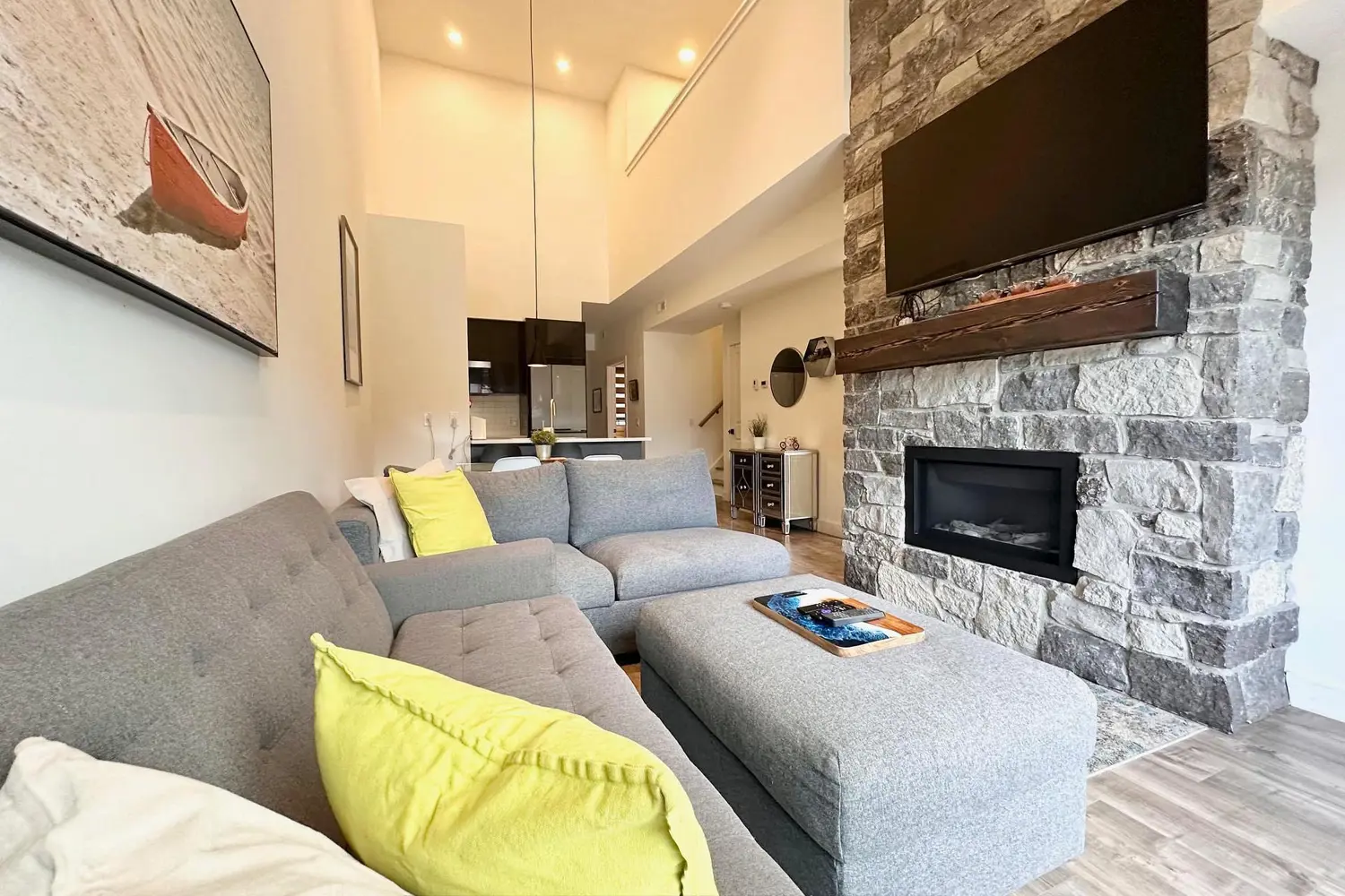 Additional image 7 of 10 Beausoleil Lane 303