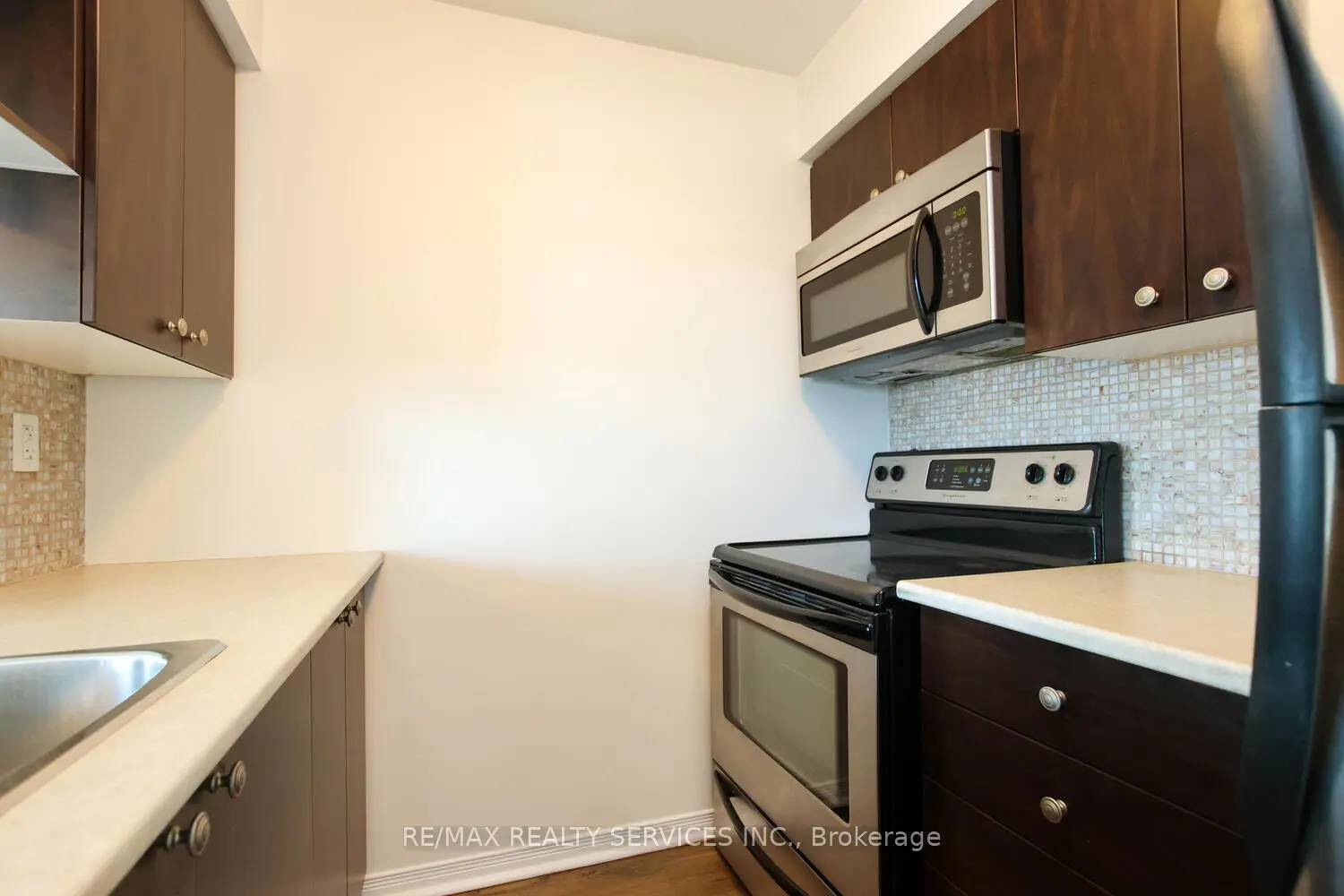 Additional image 6 of 215 Queen Street 1103