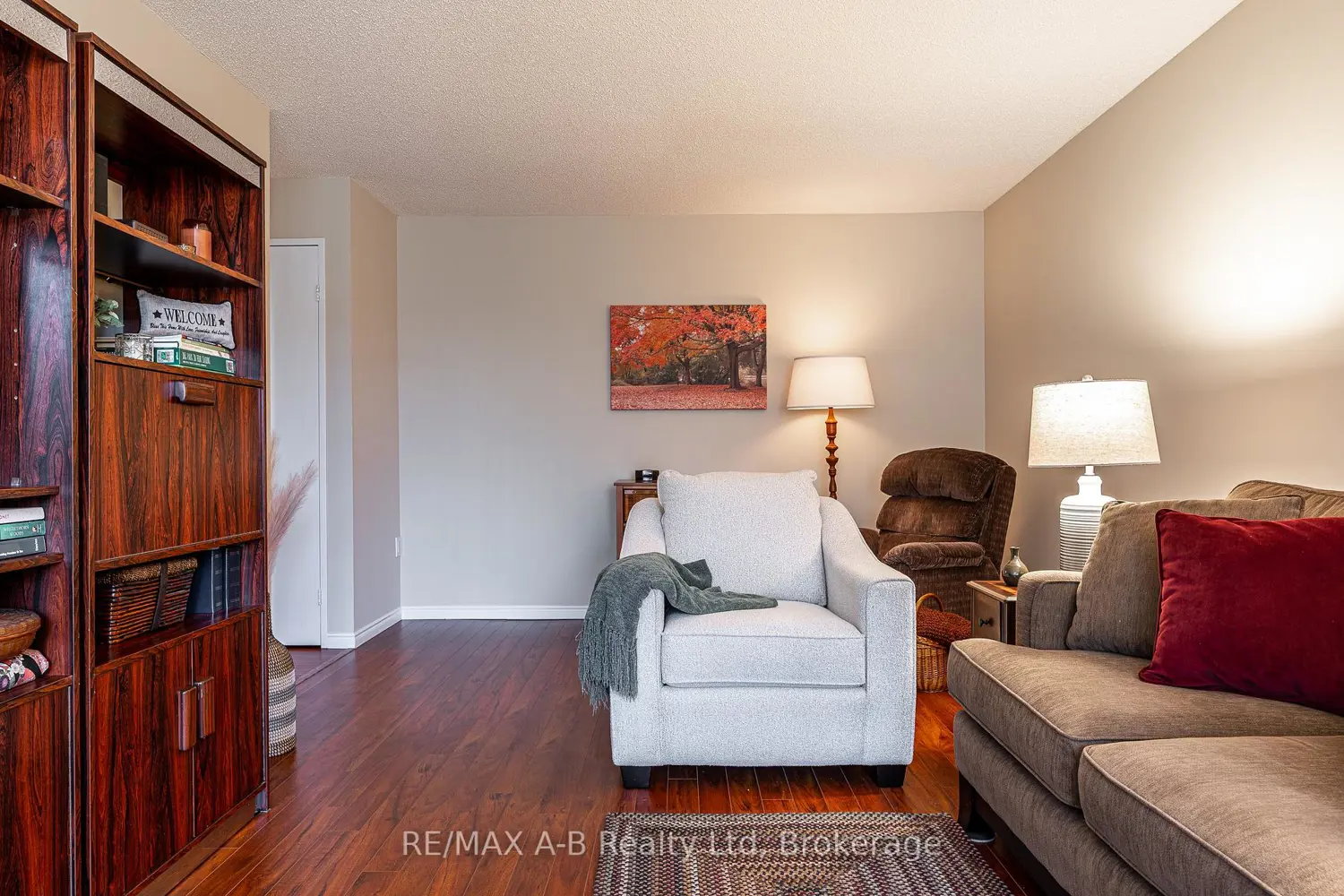 Additional image 9 of 1600 Adelaide Street 301