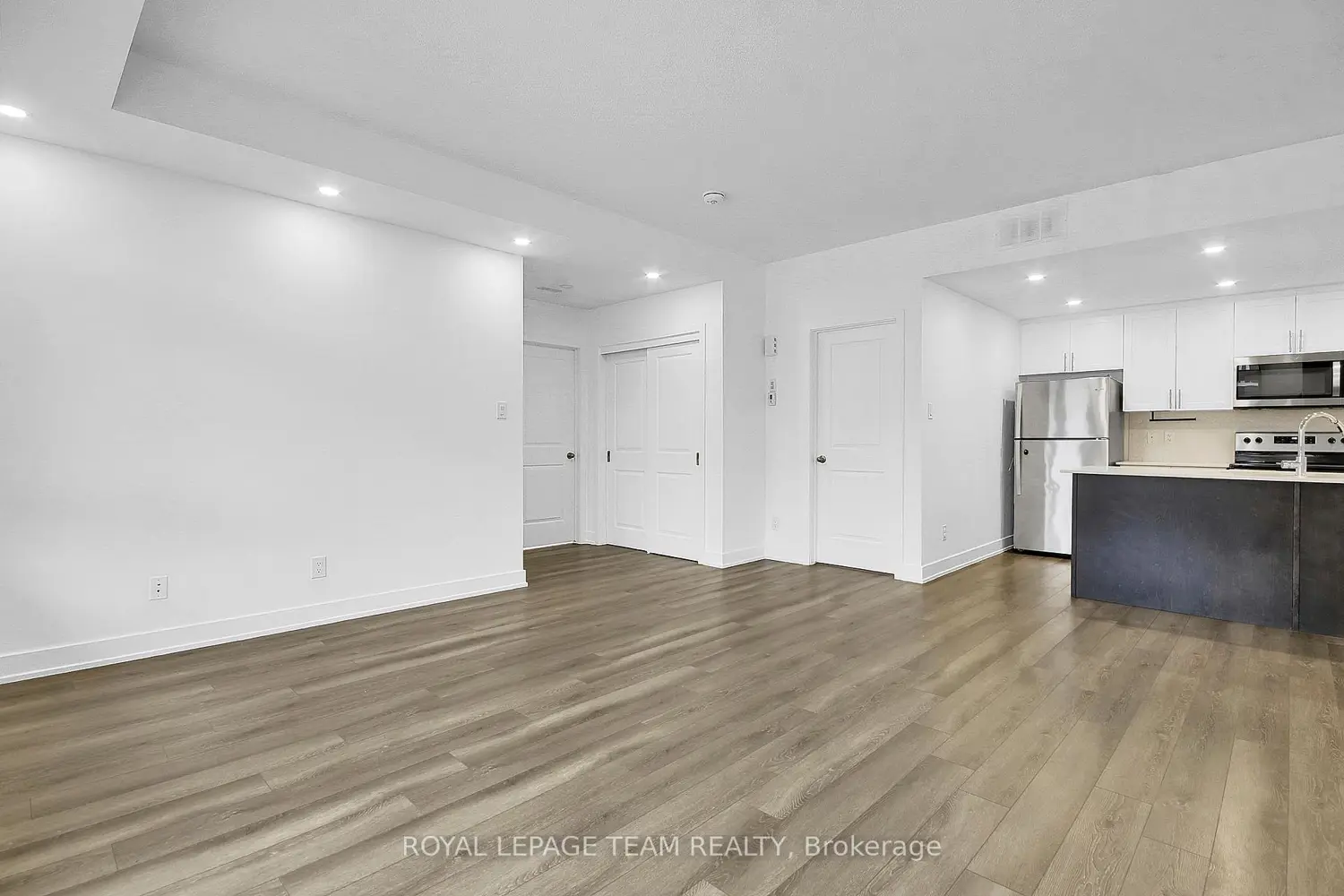 Additional image 3 of 320 Tulum Crescent F