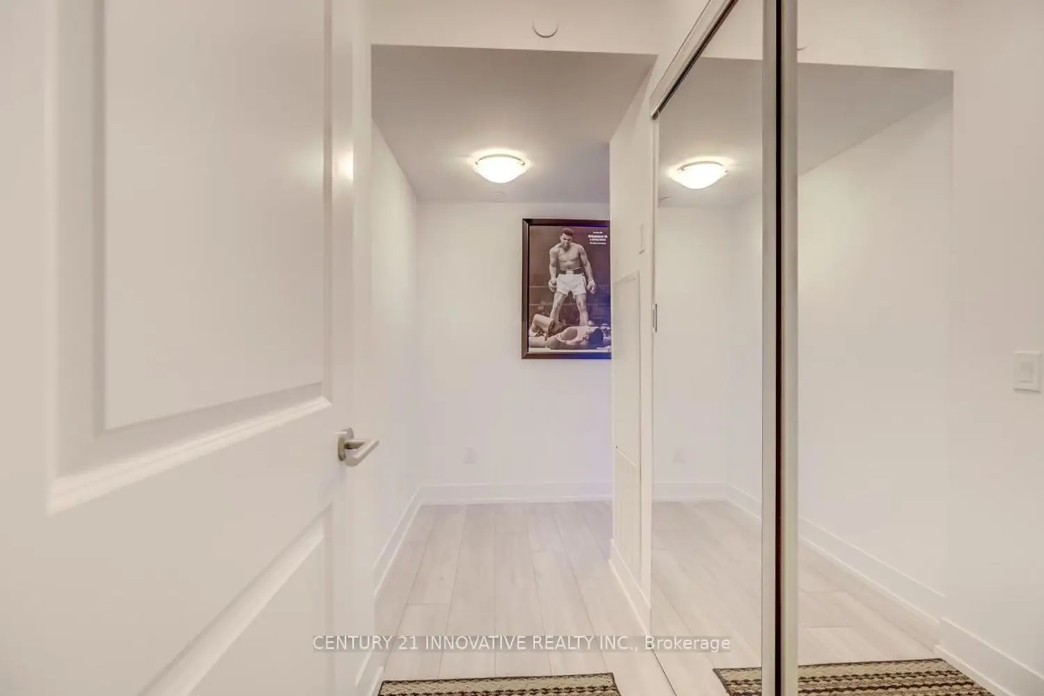 Additional image 4 of 1215 Bayly Street 610