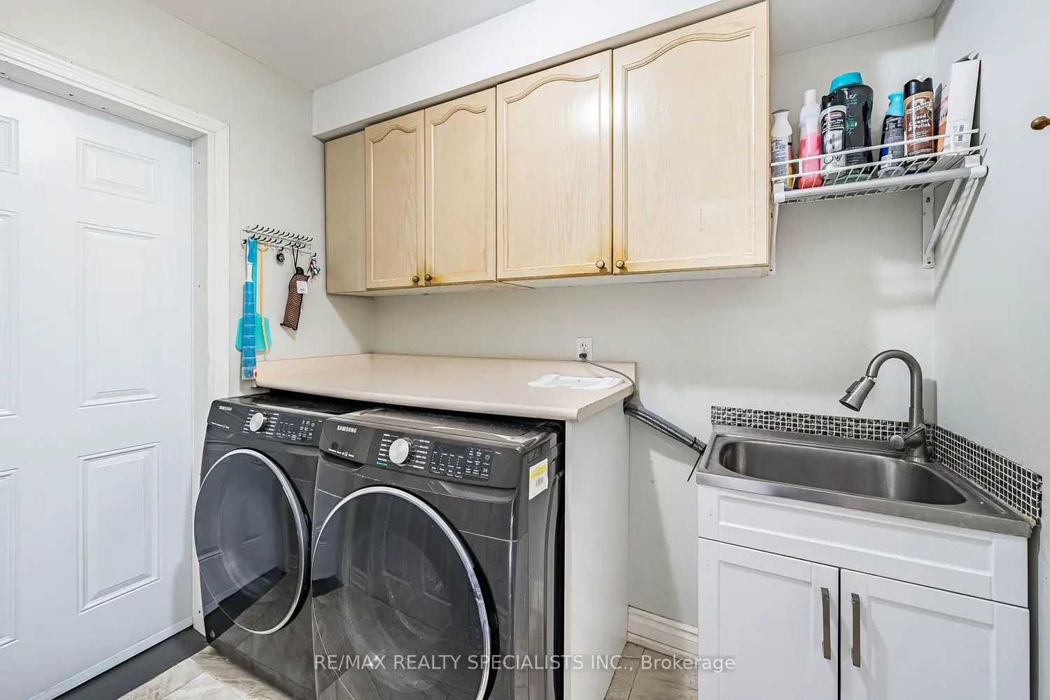 Additional image 9 of 3932 Periwinkle Crescent
