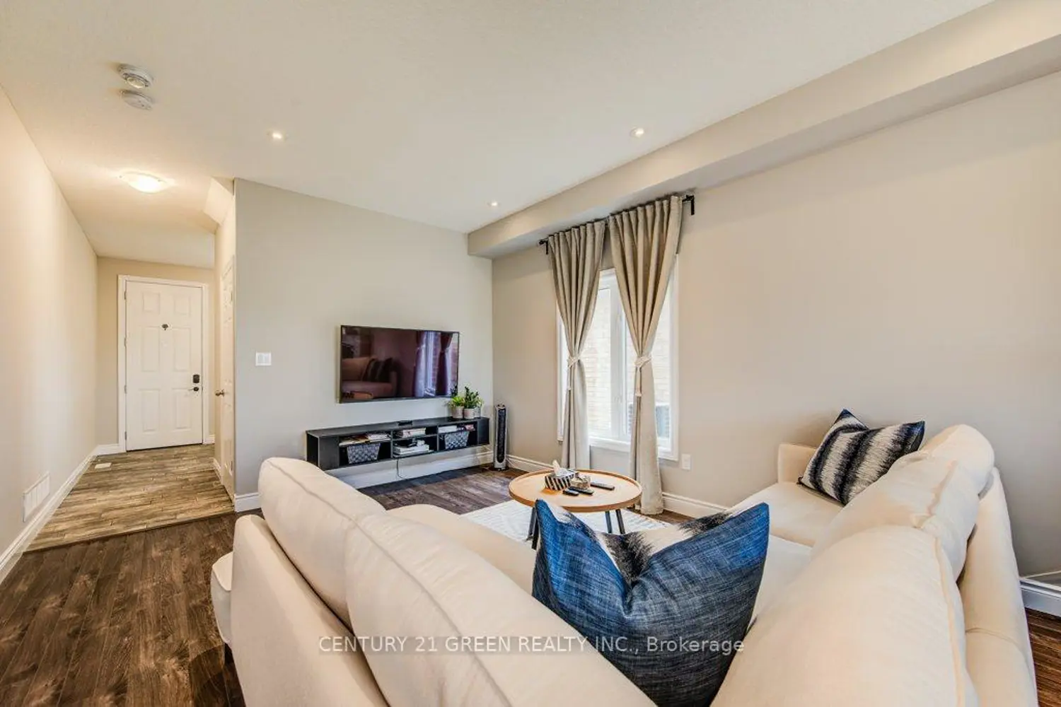 Additional image 3 of 318 William Street