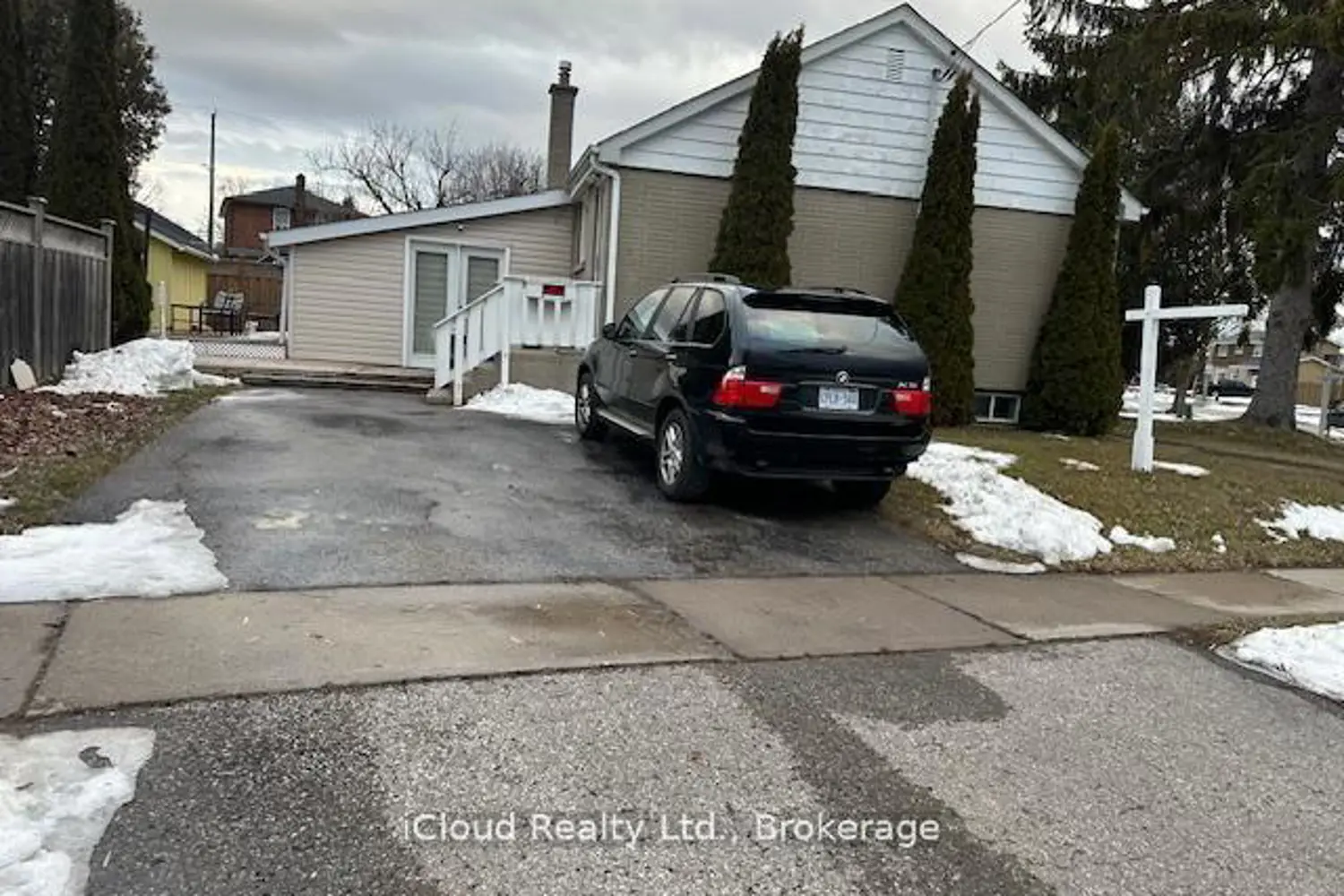 Additional image 20 of 38 Kawartha Avenue