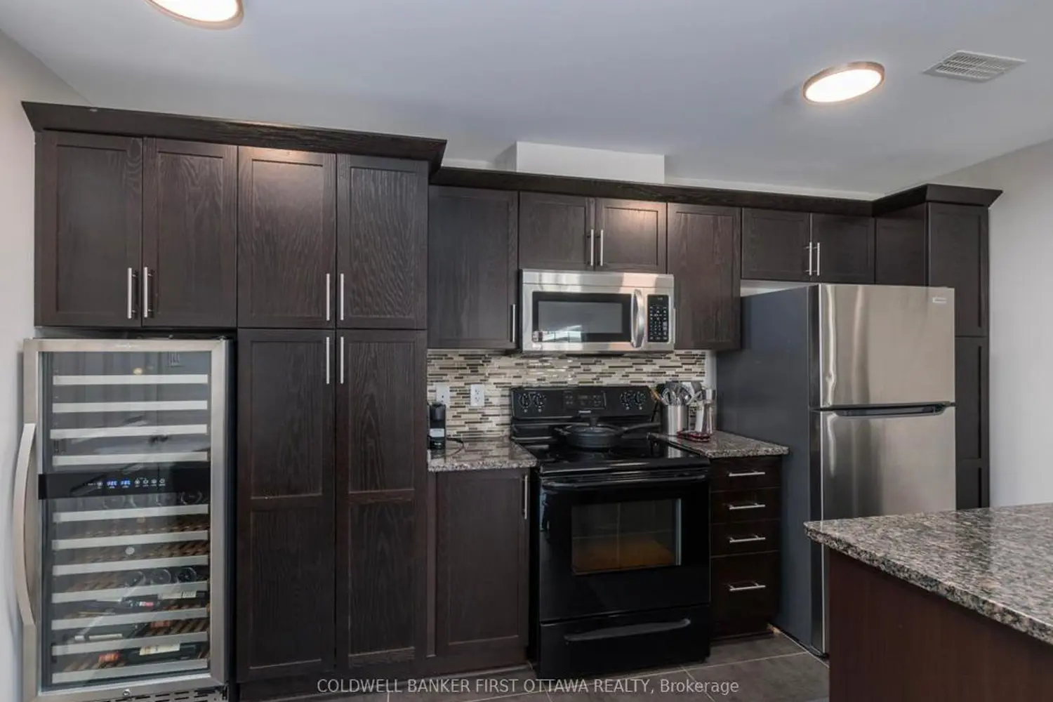 Additional image 4 of 100 Artesa Private E