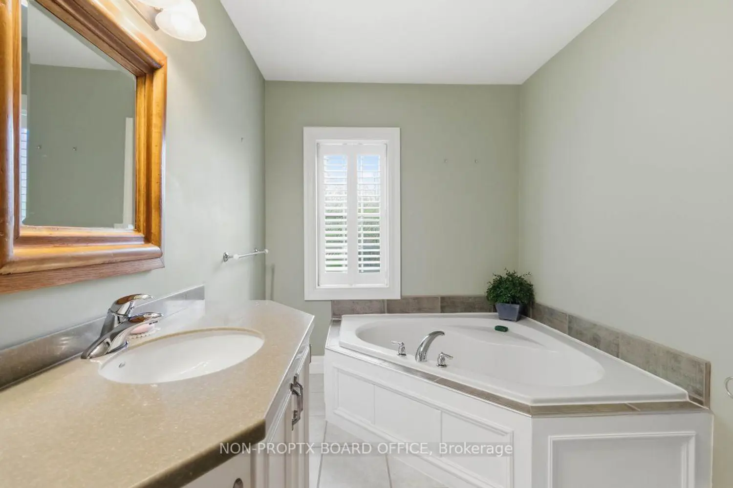 Additional image 8 of 22 Robinson Road