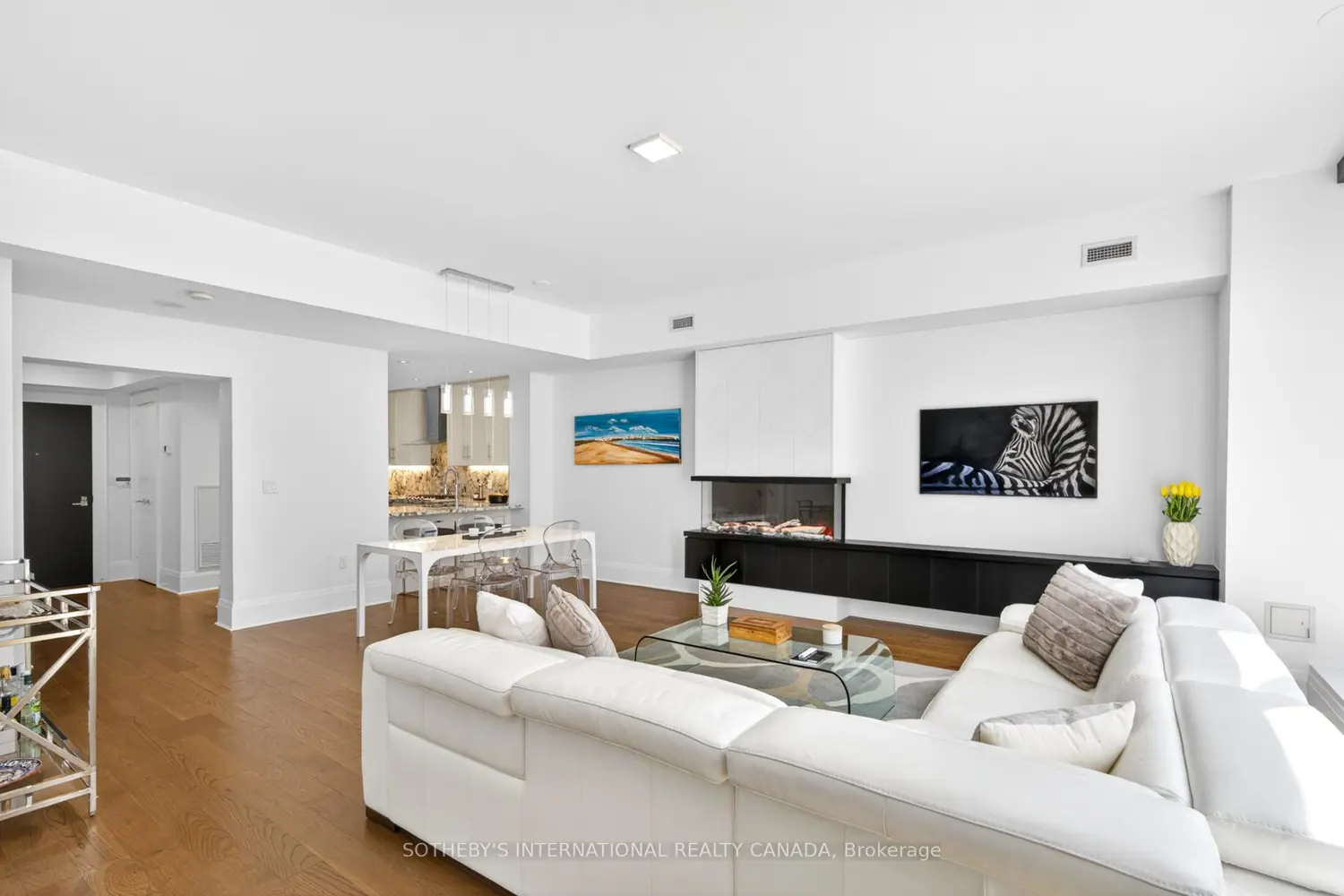 29 Queens Quay Th 115