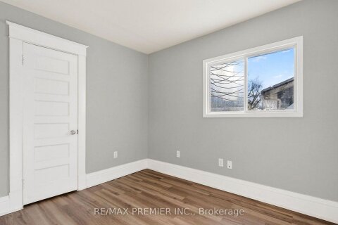 Additional image 8 of Main Floor-4848 Second Avenue, Niagara Falls, ON, L2E 4J1