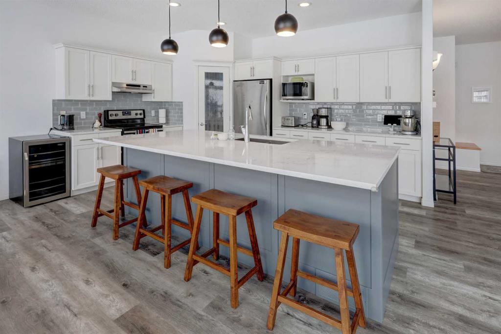 Additional image 3 of 152 West Springs Place SW, Calgary, AB, T3H 4W2