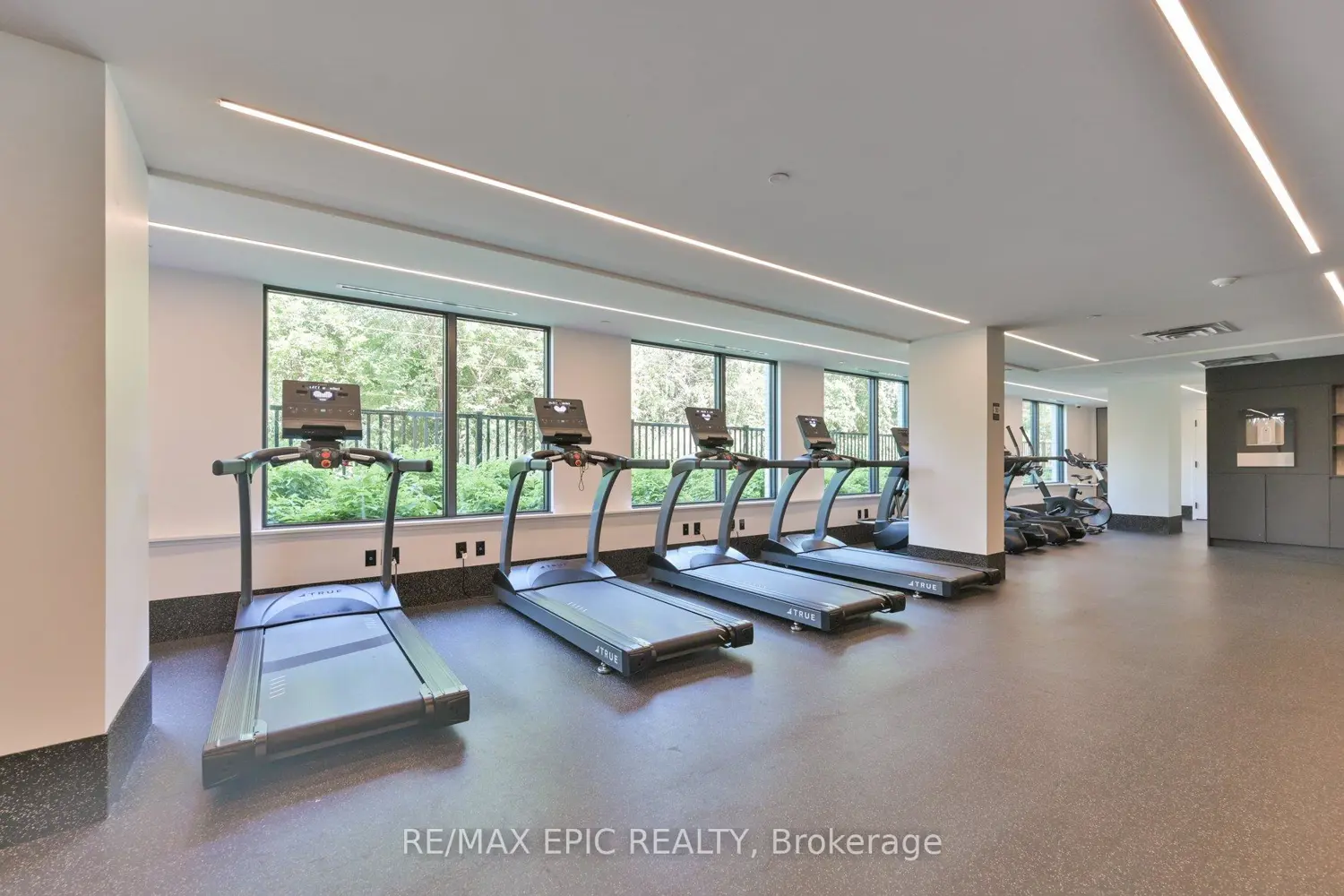 Additional image 19 of 500 Wilson Avenue 622