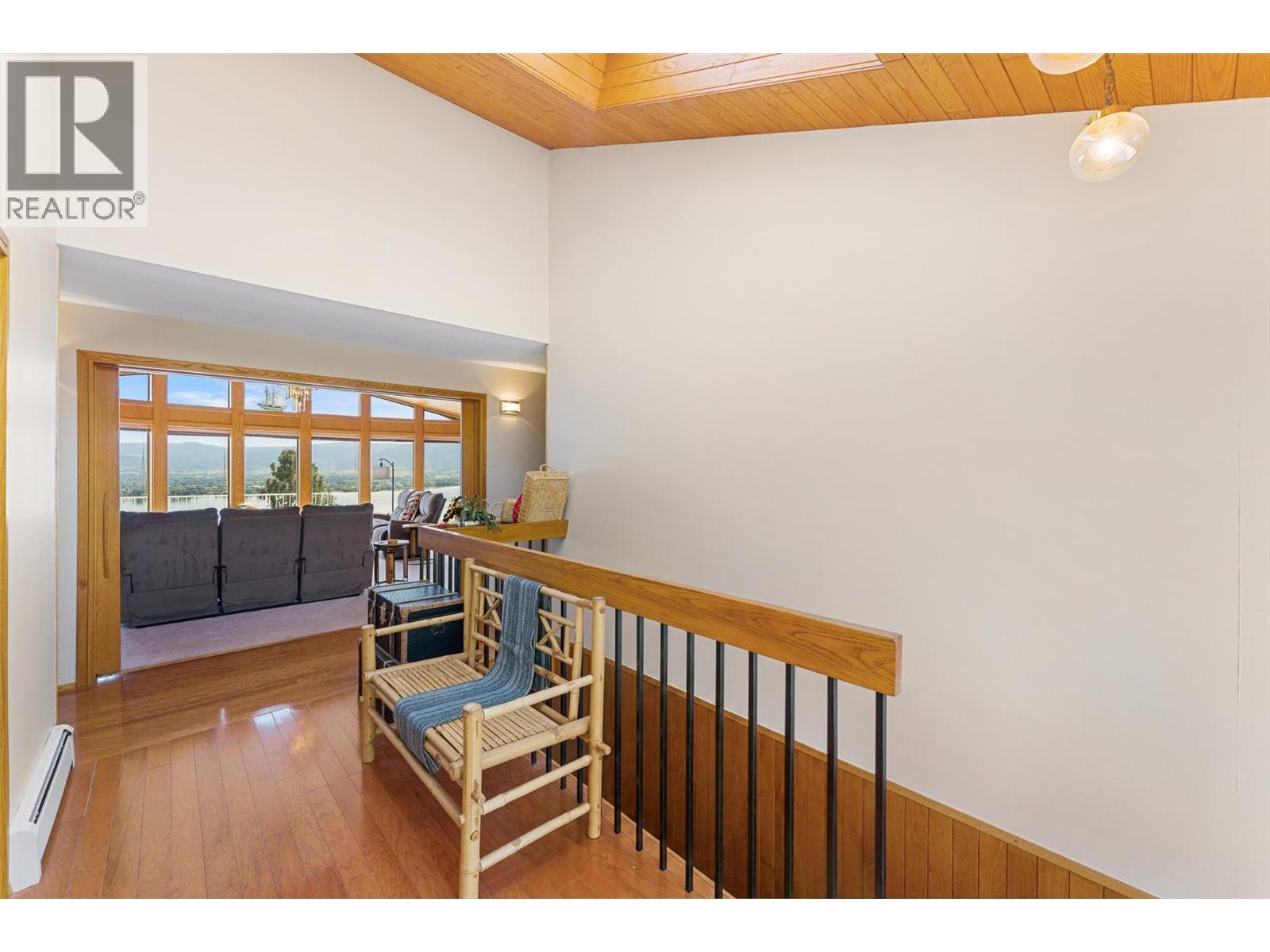 Additional image 4 of 2157 Alexander Place, Kelowna, BC, V1Z2X5