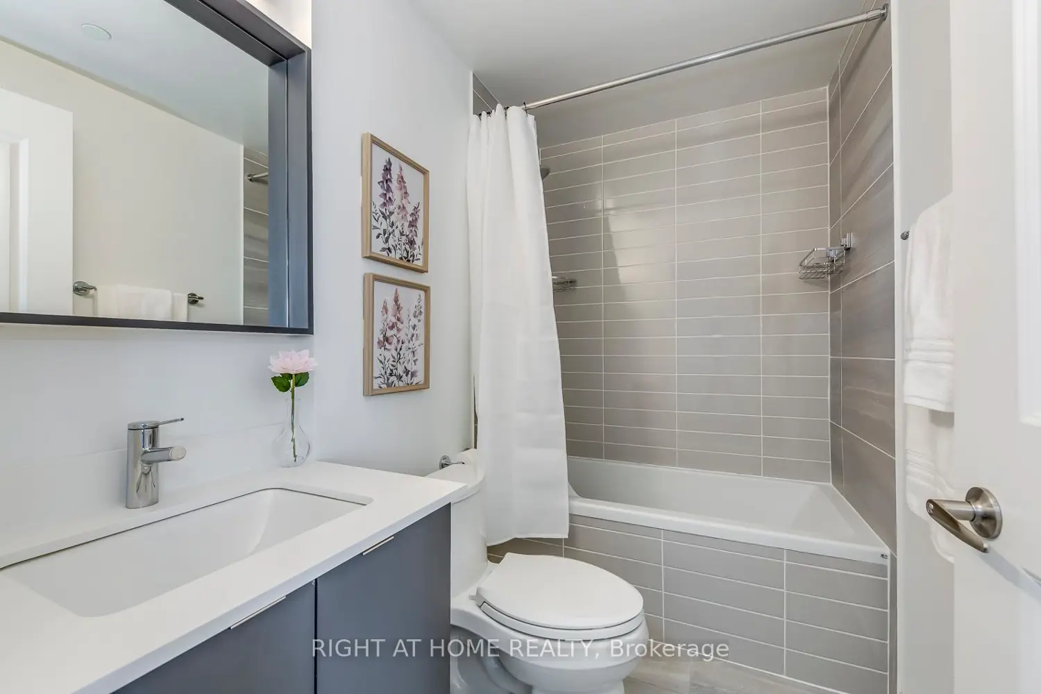 Additional image 12 of 4675 Metcalfe Avenue 206