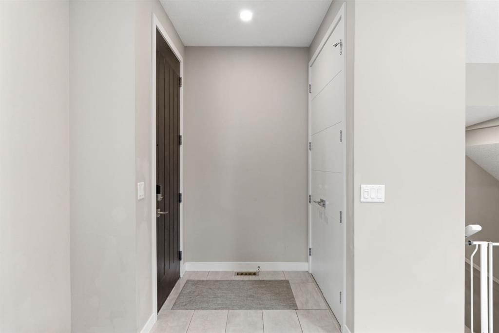 Additional image 5 of 1-1707 33 Avenue SW, Calgary, AB, T2T 1Y8