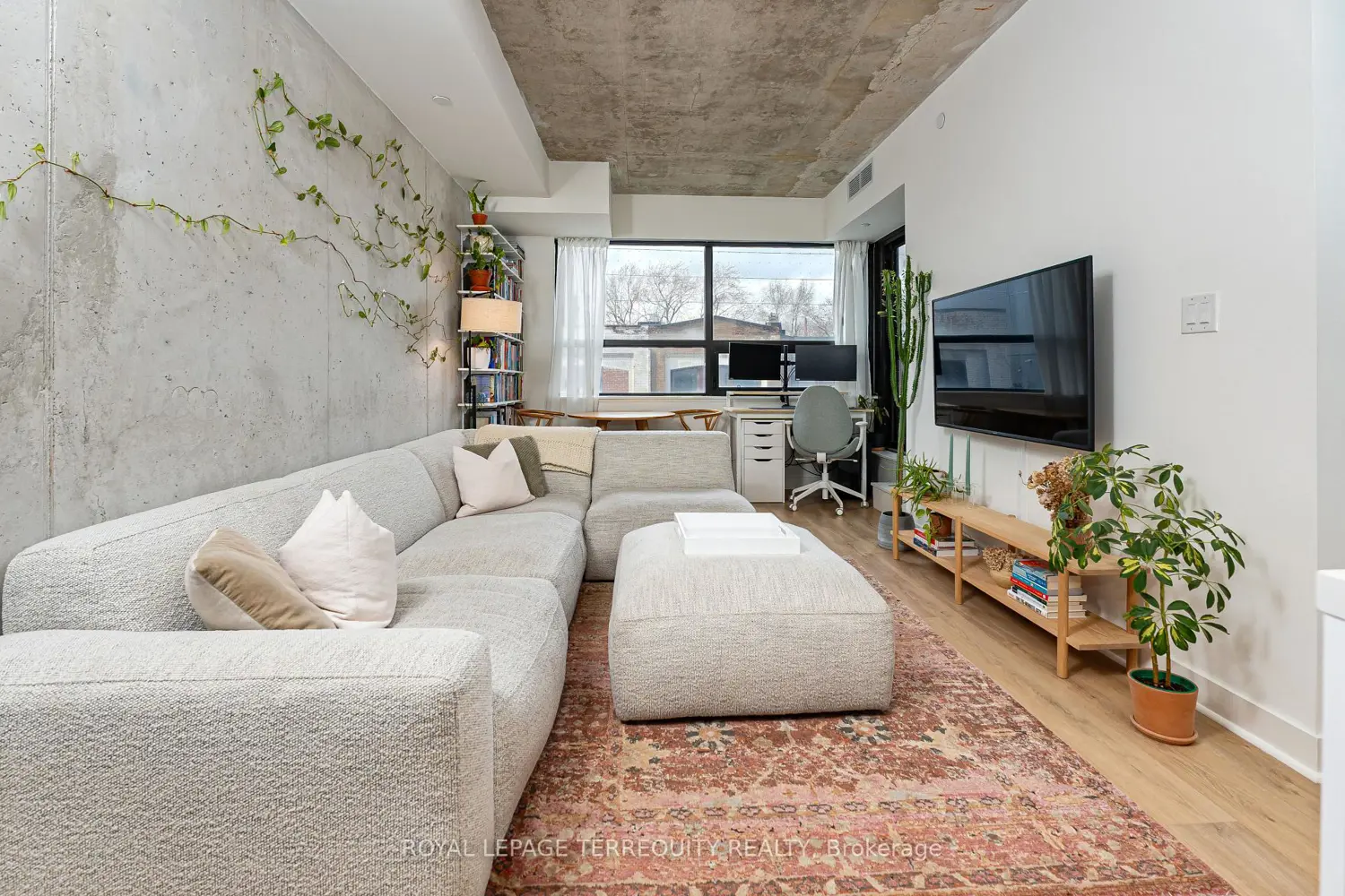Additional image 4 of 246 Logan Avenue # 316