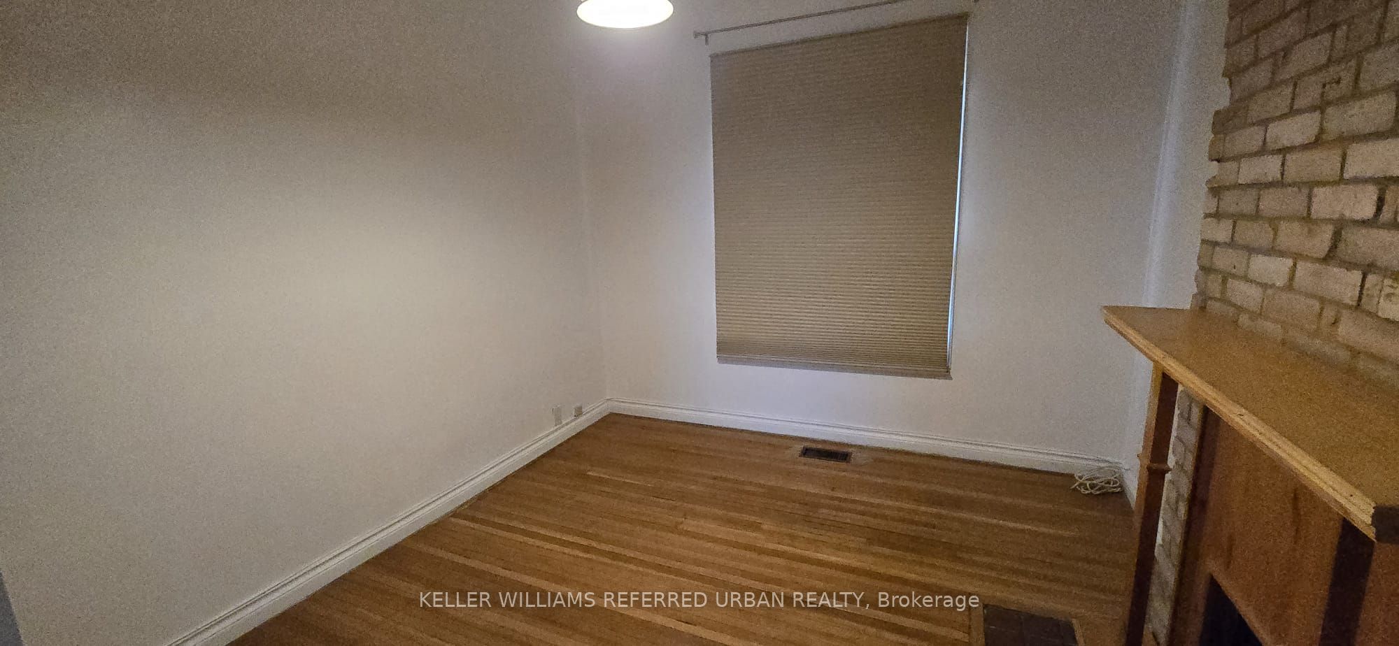 Additional image 4 of Main-237 Montrose Avenue, Toronto, ON, M6G 3G6