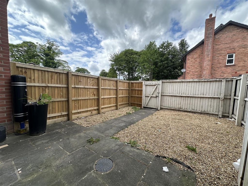 Additional image 11 of 3 bed town house to rentKnutsford Road, Alderley Edge, Cheshire SK9