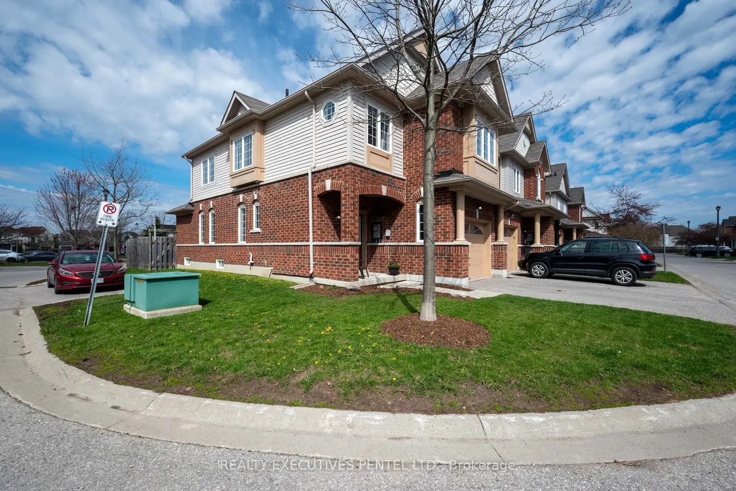 89 Lander Crescent