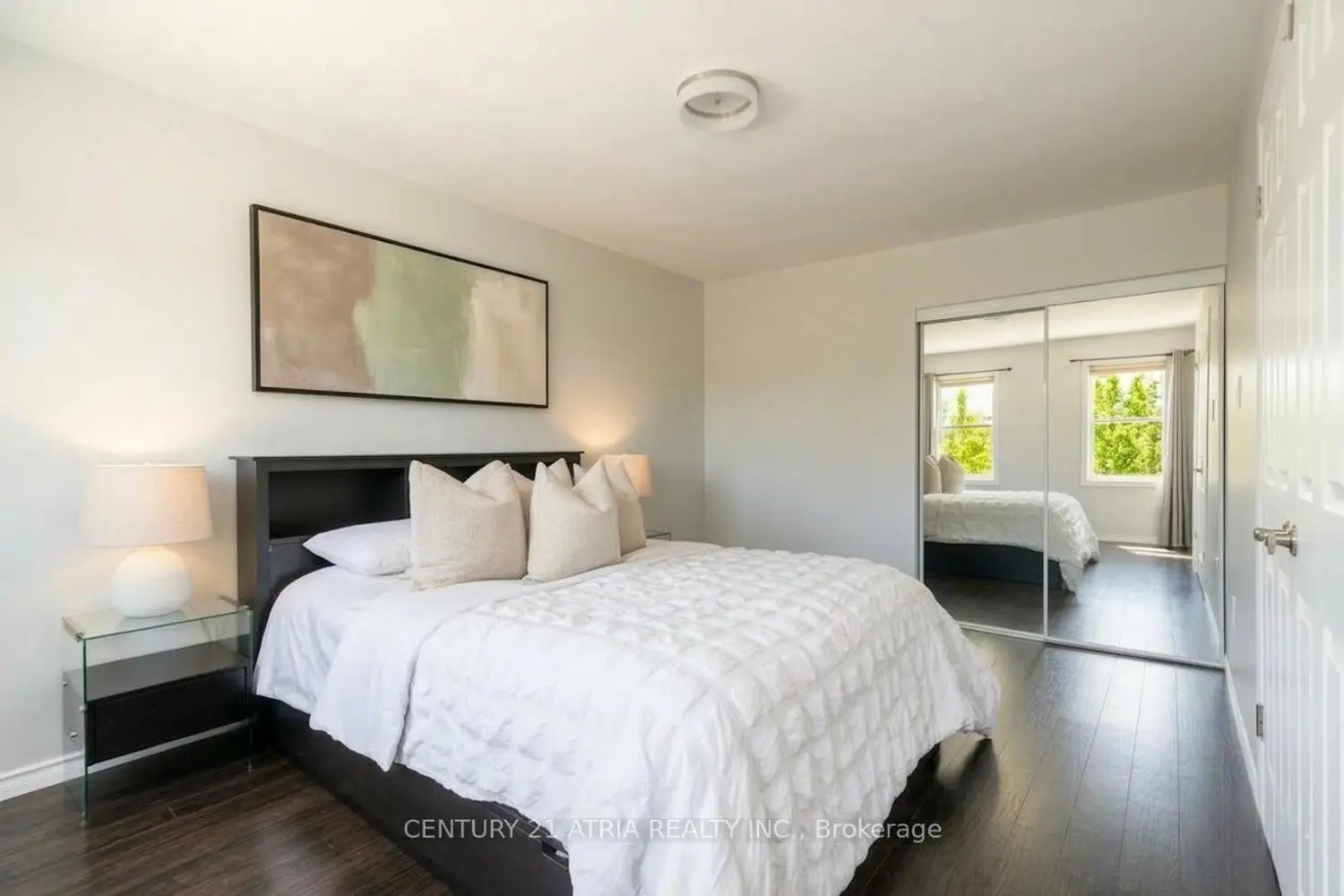 Additional image 10 of 2825 Gananoque Drive 41