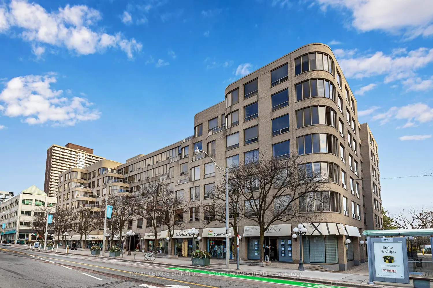 1177 Yonge Street 210