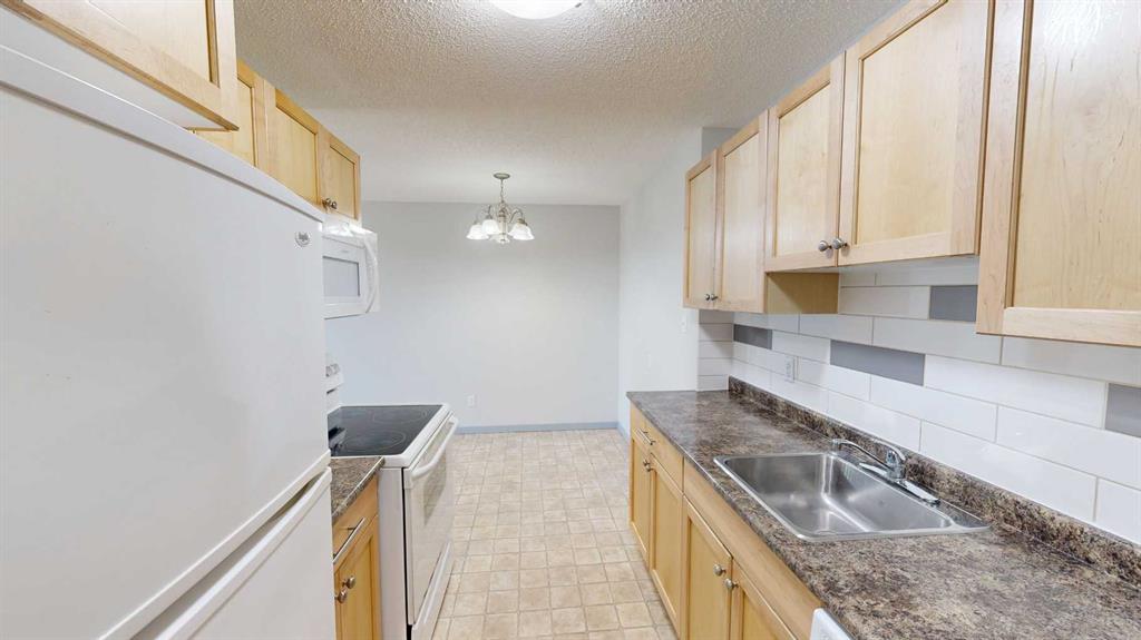 Additional image 5 of 308-401 Columbia Boulevard W, Lethbridge, AB, T1K 5R8