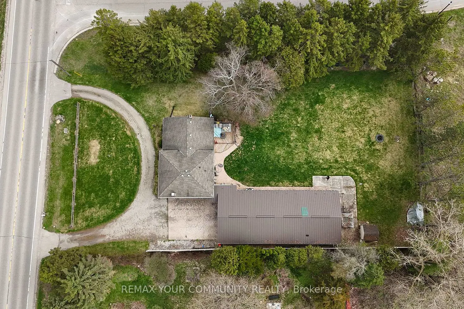 Additional image 18 of 745088 Oxford Road 17