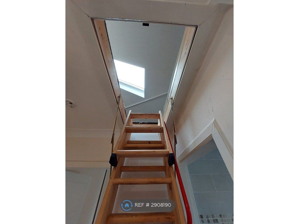 Additional image 17 of 2 bed terraced house to rentStamperland Hill, Clarkston, Glasgow G76