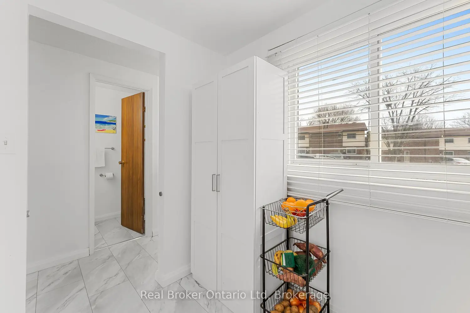 Additional image 6 of 5982 Dunn Street 8