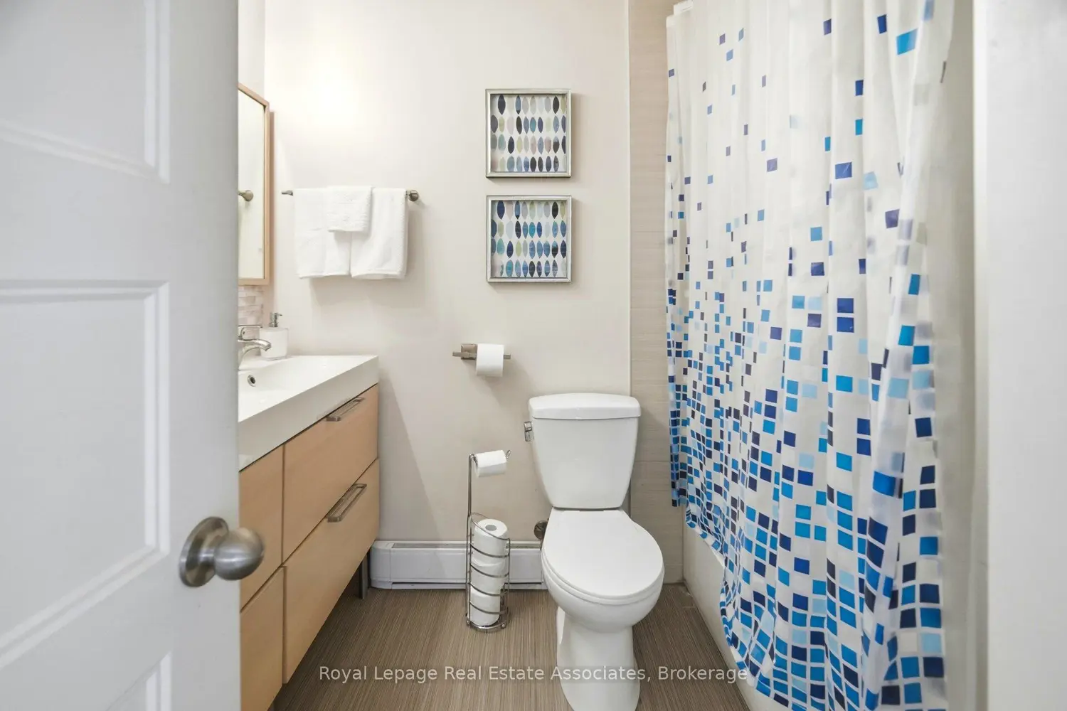 Additional image 9 of 1055 Dundas Street 222